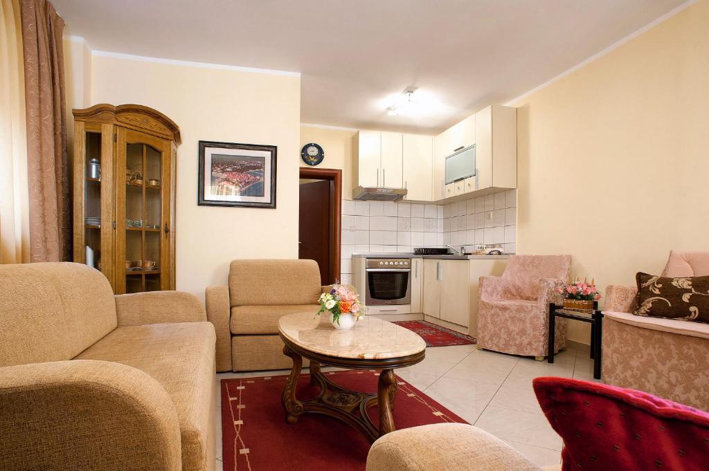 سفيتي ستيفان Apartments Vuksic الغرفة الصورة